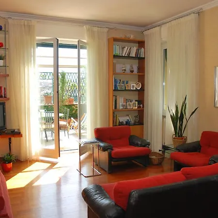 לינה וארוחת בוקר Attico Monteverde